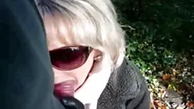 Milf mit engen Finge ...