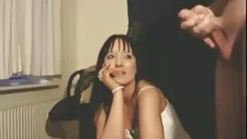Junge Ukrainerin, di ...
