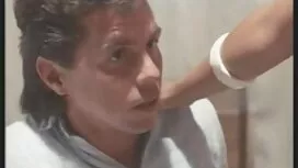 Frau schläft mit Ihr ...