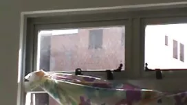 Mann und Frau im Bür ...